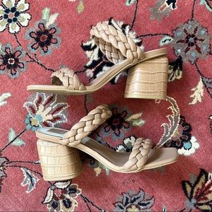 Dolce Vita Natie Sandal
